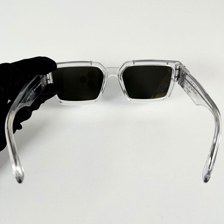 Louis Vuitton 2054 1.1 Millionaires Sunglasses - Luxe Du Jour