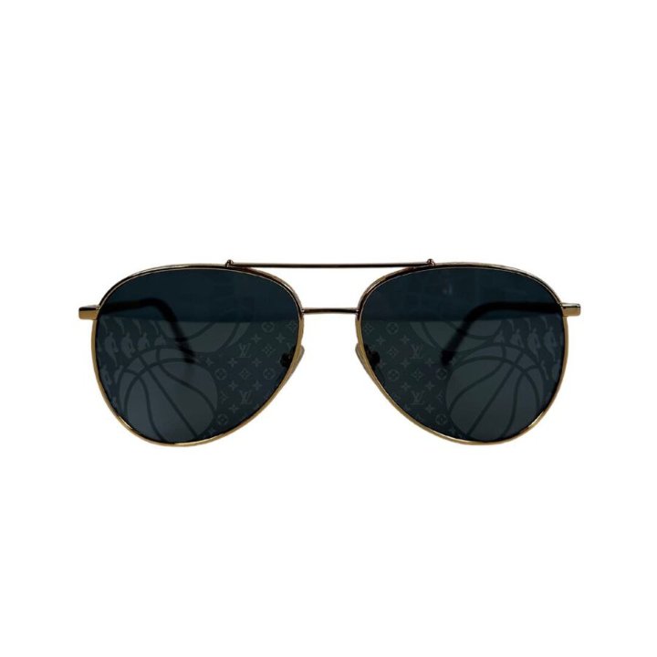 Louis Vuitton Mens Louis Vuitton x NBA Catch Pilot  display picture 1