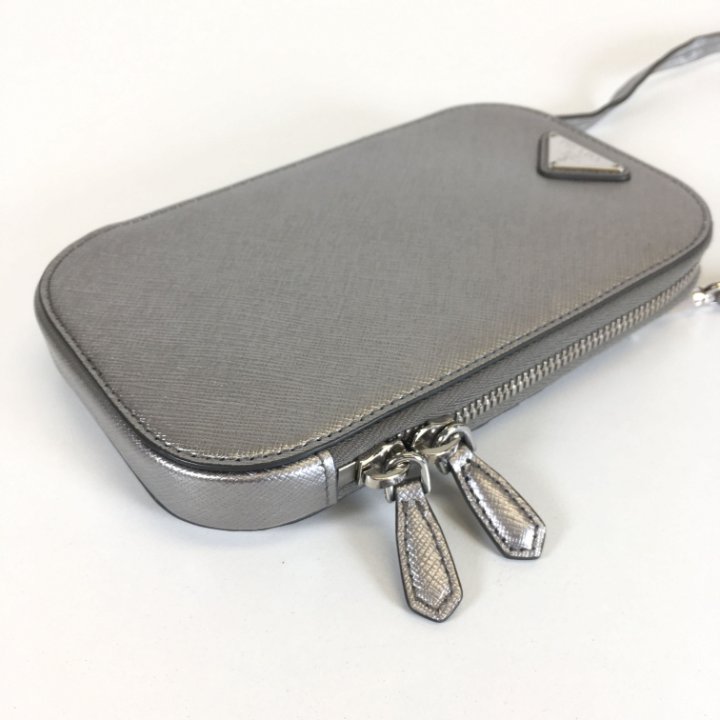 Prada★Saffiano leather mini-bagサフィアーノミニバッグ★送込 ブラック サフィアーノレザー ミニバッグ | PRADA