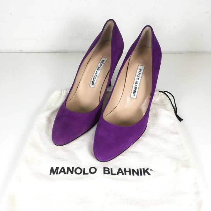 Manolo Blahnik Heels Sz 36 - Luxe Du Jour