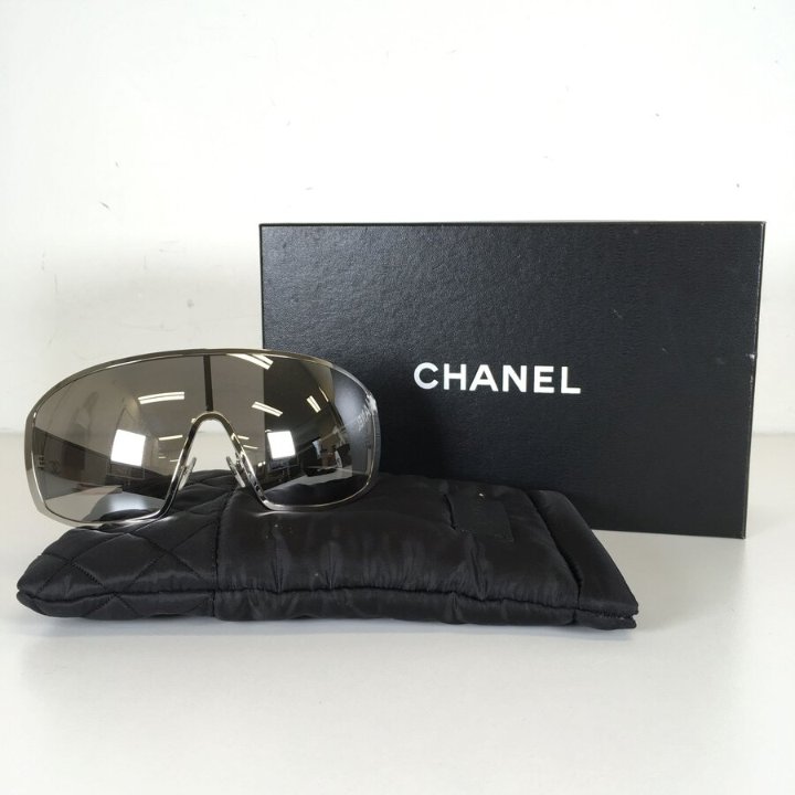 CHANEL sunglasses ギャランティ 付属品完備 ボルドー CHANEL sunglasses ギャランティ 付属品完備 ボルドー