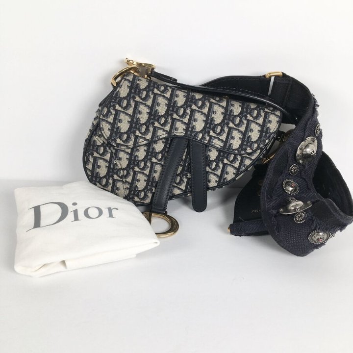 DIOR SADDLE バッグ シアリング Saddle Bag with Strap Deep Purple Grained Calfskin | DIOR
