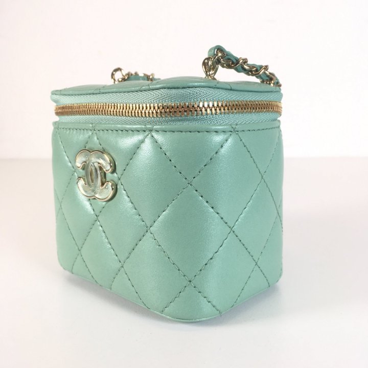 【Chanel】シャネル★Mini vanity case★ミニバニティケース Chanel Mini Vanity Case - Luxe Du Jour