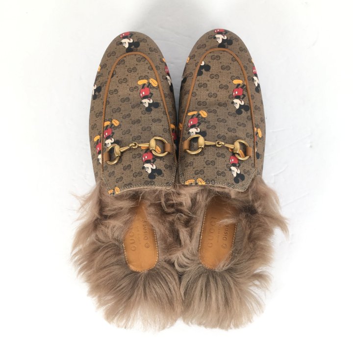 Gucci x Mickey Mouse Loafers Sz 37.5 - Luxe Du Jour Gucci x Mickey Mouse Loafers Sz 37.5 - Luxe Du Jour