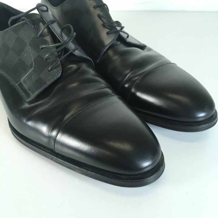Louis Vuitton Minister Derby Shoes Mens Sz 9.5 - Luxe Du Jour display picture 1
