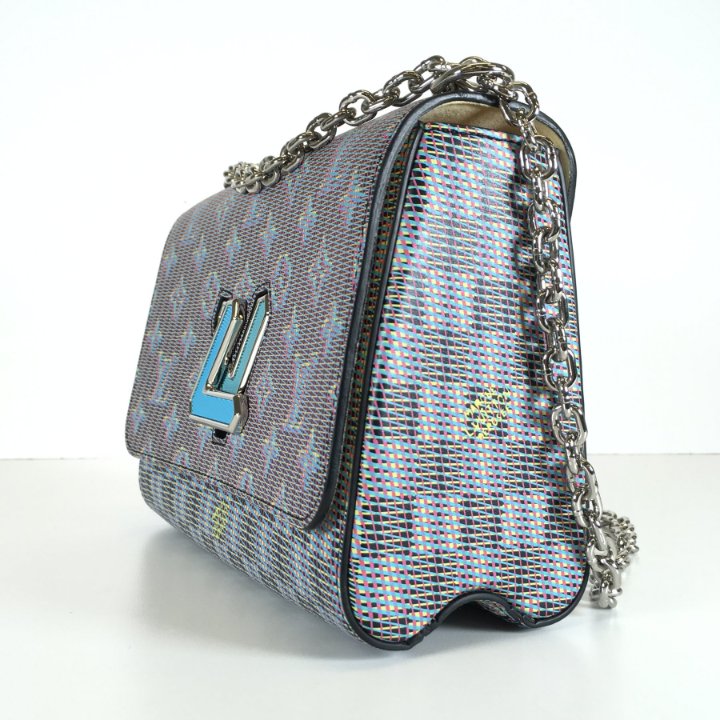 残少! SALE! Louis Vuitton ルイヴィトン TWIST MMバッグ レザー Twist MM Epi Leather - Women - Handbags | LOUIS VUITTON ®