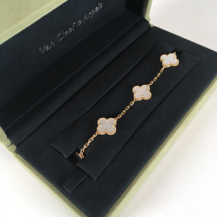 Van Cleef and Arpels Vintage Alhambra MOP Bracelet - Luxe Du Jour