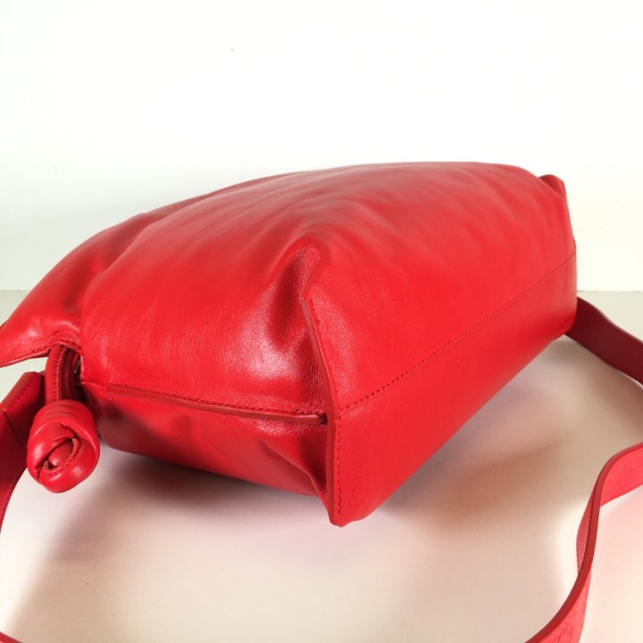 LOEWE（ロエベ）☆Puffer Flamenco bag☆レッド系 Loewe Puffer Flamenco Bag in Red | Lyst