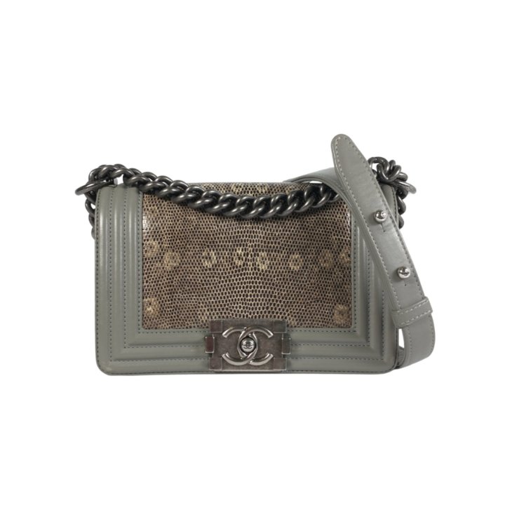 Chanel lizard boy bag store