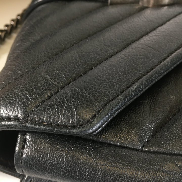 Saint Laurent (YSL) Mini College - Luxe Du Jour