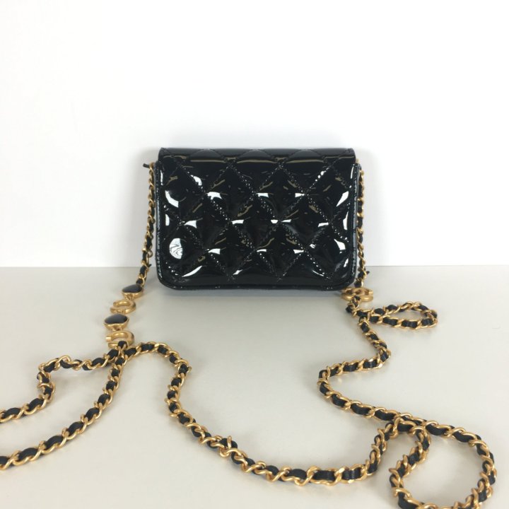 CHANEL ブラックレザー ミニポーチ 楽天市場】【新品】 シャネル ミニポーチ カードポケット付き