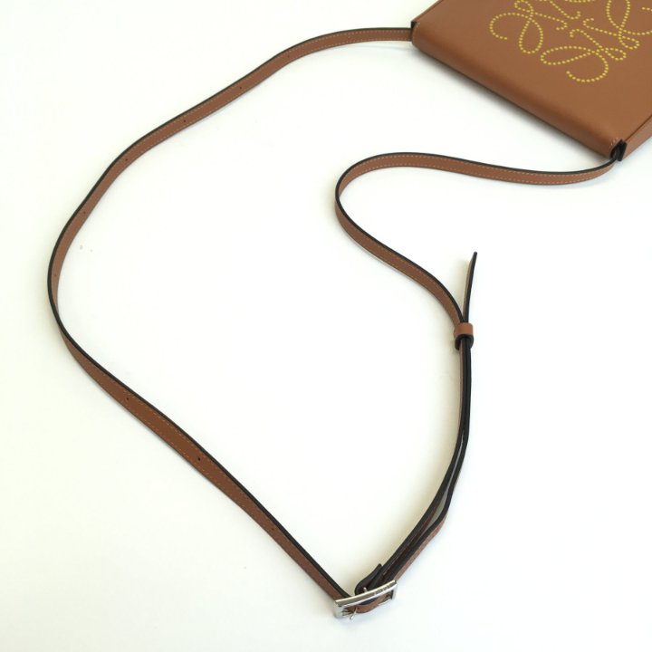Loewe Heel Bag - Luxe Du Jour