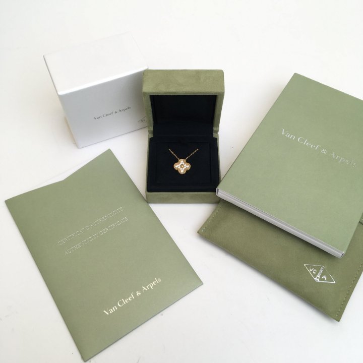 Van Cleef & Arpels ギフトボックスセット 計10個 Van Cleef