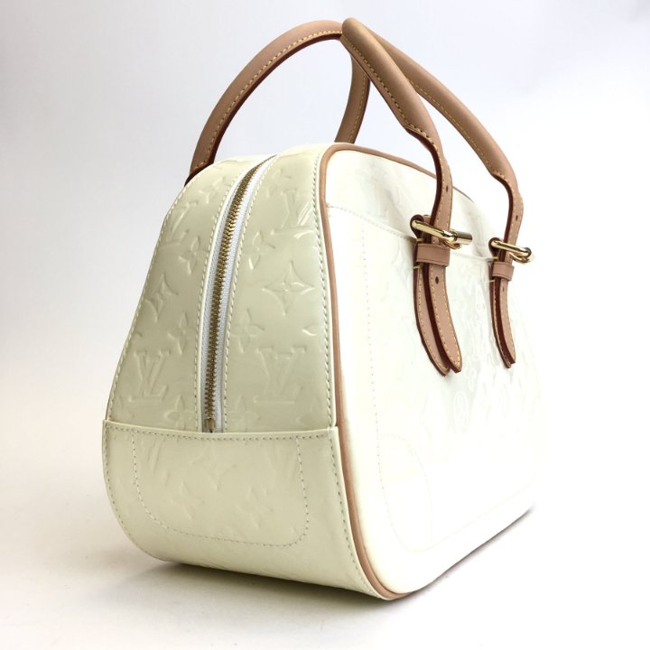 Louis Vuitton Summit Drive - Luxe Du Jour