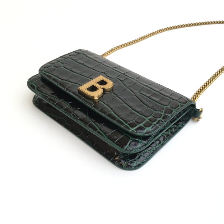 Balenciaga B Wallet On Chain - Luxe Du Jour
