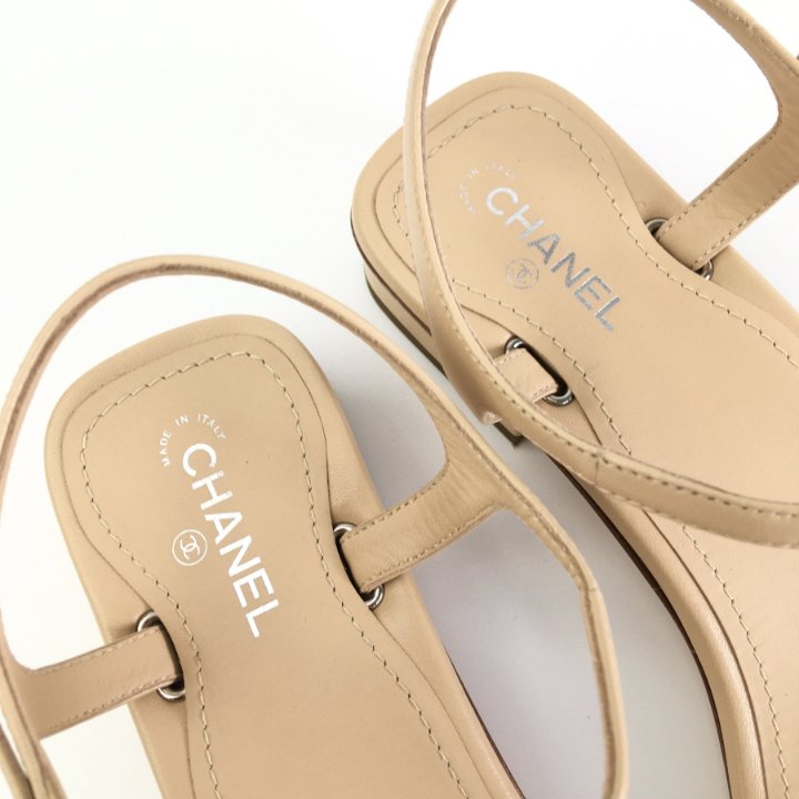 s*y様 正規品　新品　MEDI ENAMEL STRAP THONG SAND 25ez1109185780970_01.jpg?