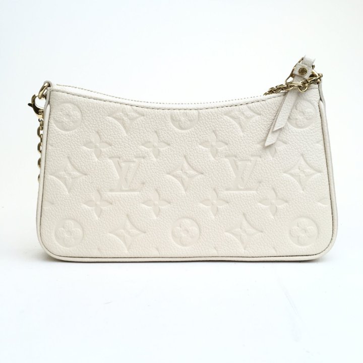 Louis Vuitton Easy Pouch On Strap - Luxe Du Jour