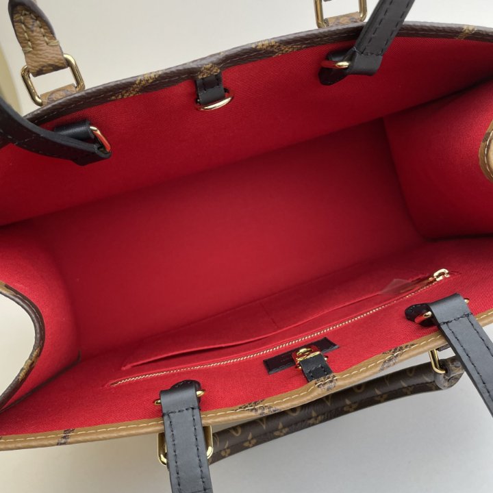 Vuitton Onthego Mm Louis Vuitton Monogram Bag Red Interior Louis