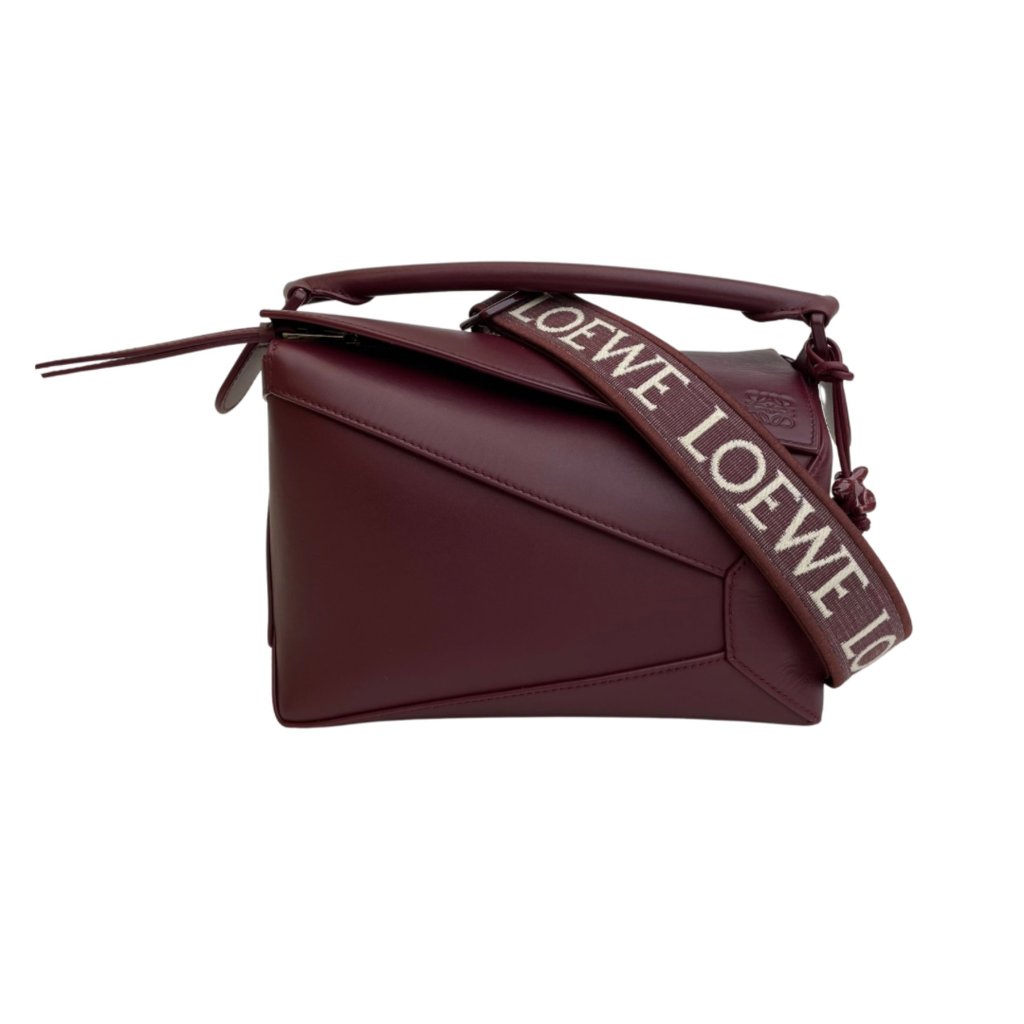 25SS new/LOEWE パズルフォールドレザークラッチ Bag Burgundy 25SS new/LOEWE パズルフォールドレザークラッチ Bag Burgundy
