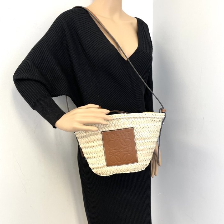 【VIP価格・関税込み】LOEWE MEDIA RAFFIA BAG VIP☆LOEWE Logo raffia tote bag/A4 トート【関税込】