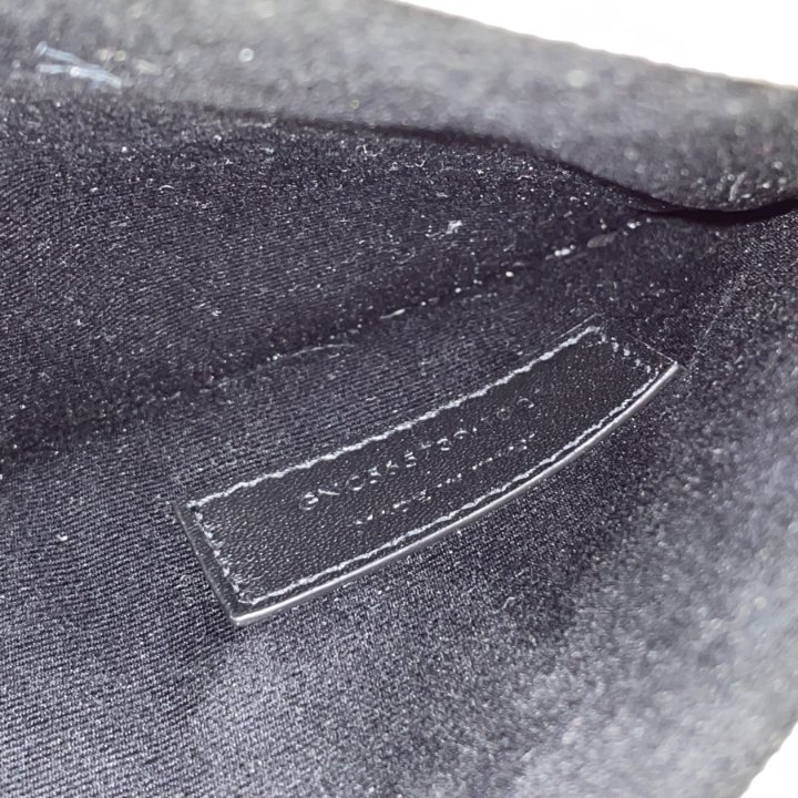 24AW new/Saint Laurent テクスチャードレザークラッチ Bag Gray Saint Laurent (YSL) Uptown Clutch - Luxe Du Jour