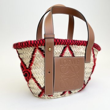 LOEWE ヒョウ柄 バニティバック LOEWE ヒョウ柄 バニティバッグ 小物