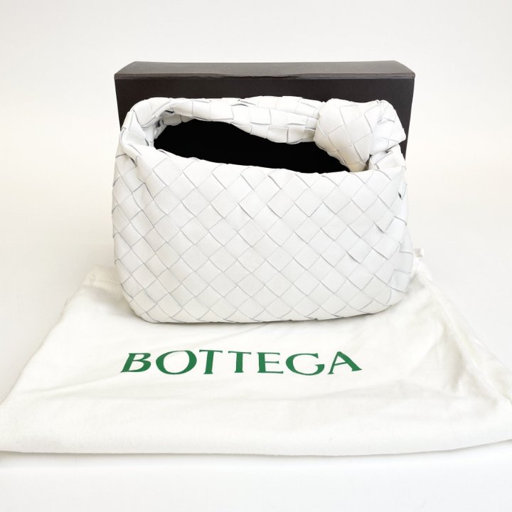 Bottega Veneta Mini Jodie - Luxe Bag Rental