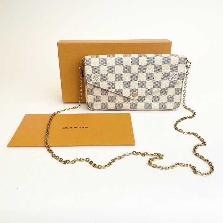 【人気☆使いやすいサイズ◎】Louis Vuitton Pochette Felicie Pochette Félicie Monogram Empreinte Leather - Women - Small