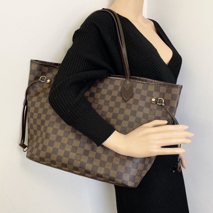海外限定品◆関税無【LOUIS VUITTON】Neverfull Beanie 2色展開 Louis Vuitton Monogram Neverfull MM Shoulder Bag ○ Labellov