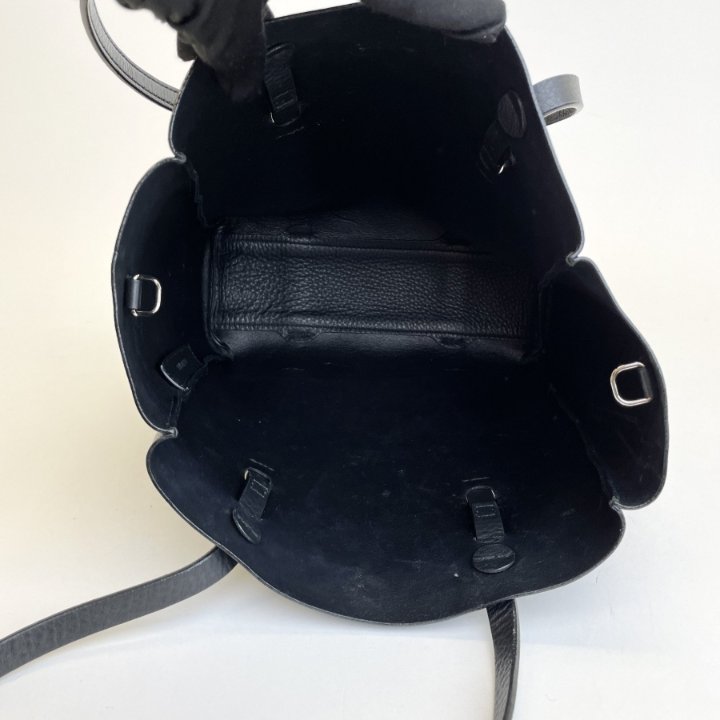 現地価格◎EXPRESS便可★BALENCIAGA EVERYDAY 2.0 TOTE L BALENCIAGA EVERYDAY(バレンシアガ エブリデイ) トートバッグ