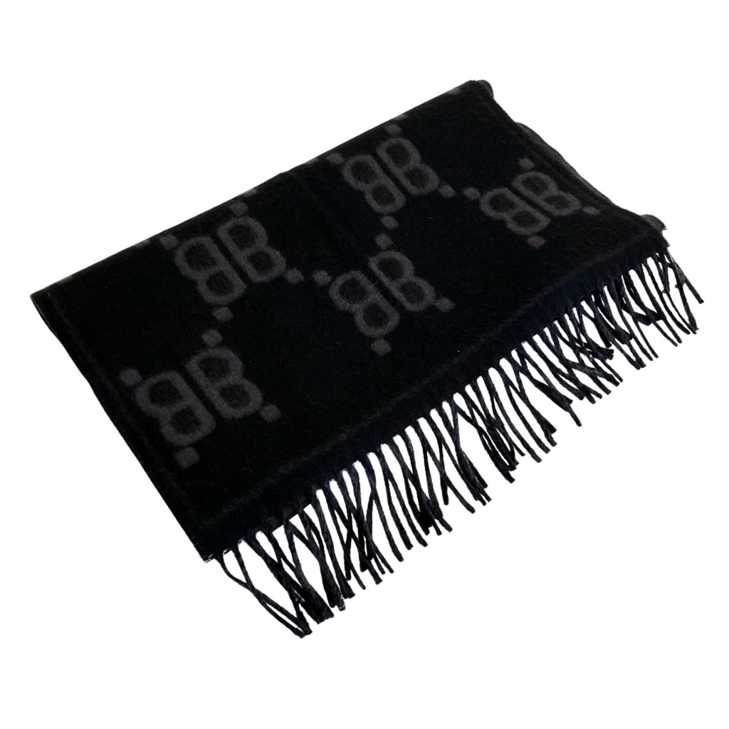 GUCCI BALENCIAGAロゴストール Gucci Balenciaga Cashmere Scarf - Luxe Du Jour