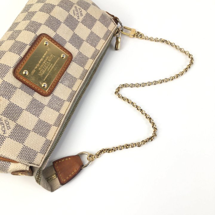 Louis Vuitton Eva Clutch - Luxe Du Jour