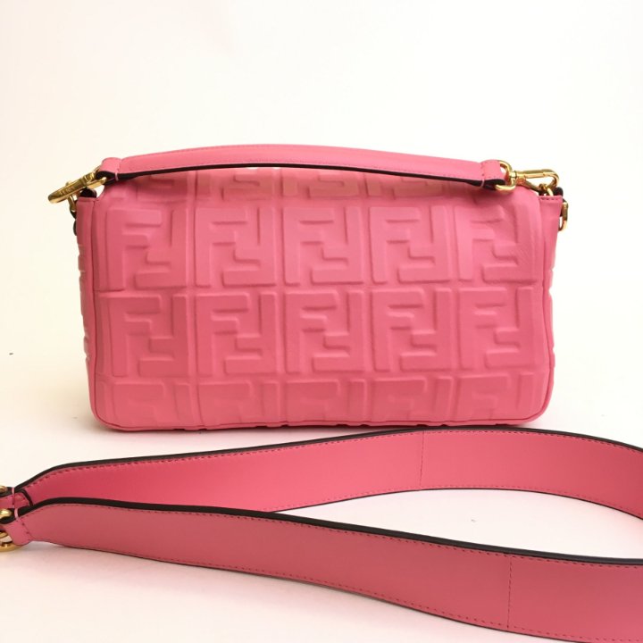 VIP【関税送料無料】希少 FENDI PINK PUMPS VIP【関税送料無料】希少 FENDI PINK PUMPS パンプス