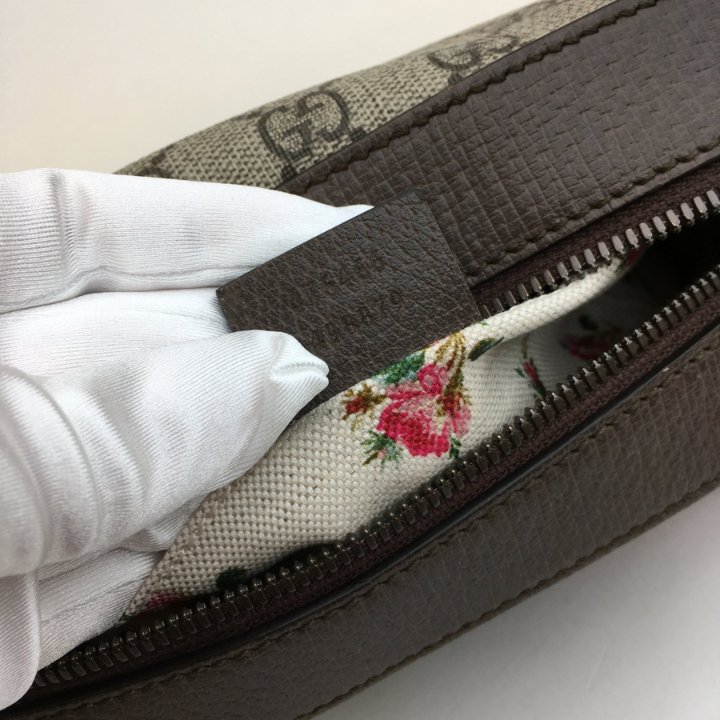 貴重！【2006年～】『GUCCI』カタログ ６冊(６種)【ヴィンテージ】 2URww4UlJWSpvGNqcIDJ7a4CRHA_x1