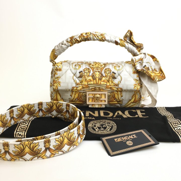 FENDI×VERSACE FENDI X VERSACE Fendace Men's Black&Gold New Logo Sweatshirt