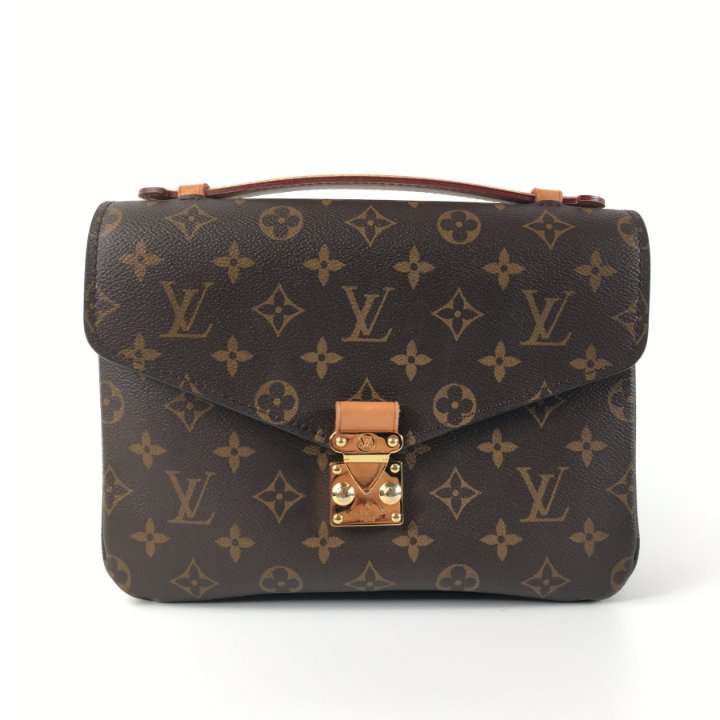 Louis Vuitton Pochette Metis - Luxe Du Jour