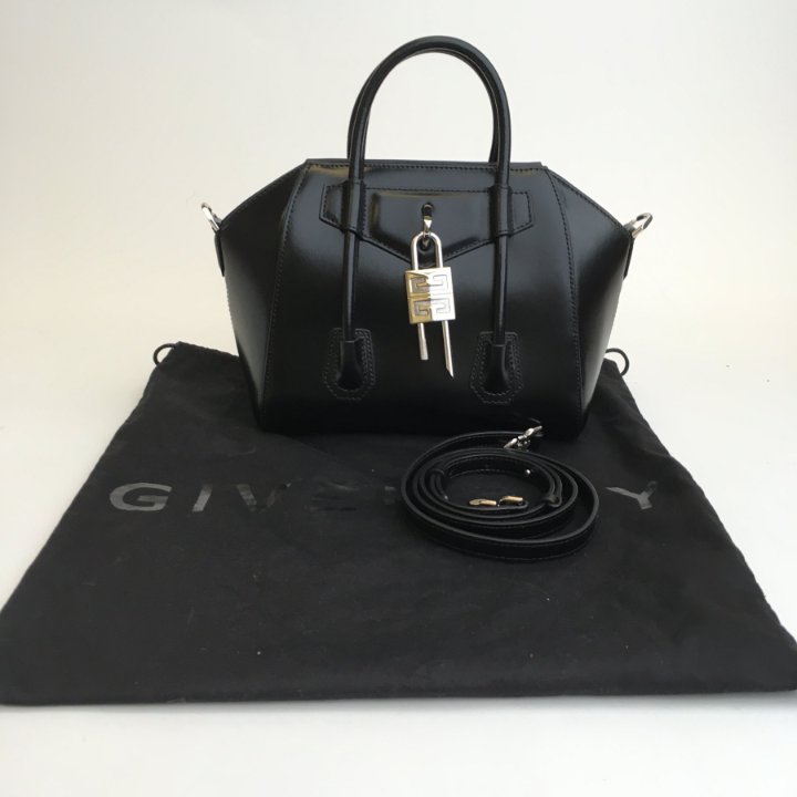 Givenchy Mini Lock Antigona - Luxe Du Jour