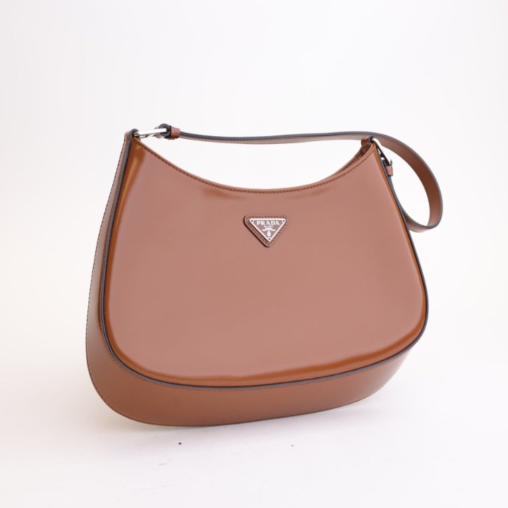 ショルダーバッグ・ポシェット Prada Silver Leather Cleo Shoulder Bag Prada Cleo Leather Shoulder Bag | Silver | FARFETCH