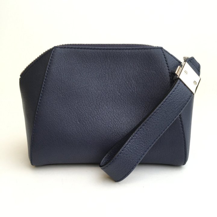 【関税負担】 GIVENCHY ANTIGONA CROSSBODY CLUTCH 2V5d34b5kCPDLCXl1Re6MkOudoH_x3