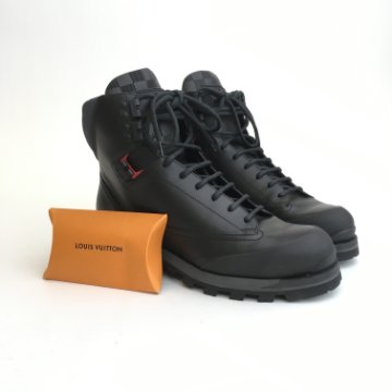 One day sale Louis Vuitton Calf Skin Blizzard Boot Louis Vuitton | Shoes | One Day Sale Louis Vuitton Calf Skin  main image 4