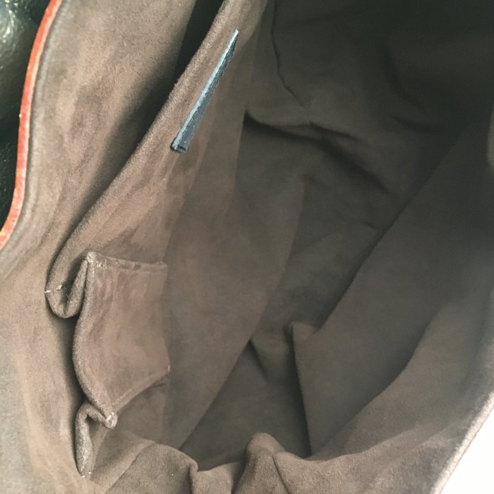 バッグ madonna Louis Vuitton Madonna Kalahari Bag - Luxe Du Jour