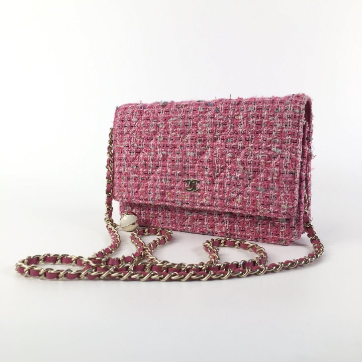 CHANEL ツイード チェーンウォレット どんぐりチャーム付き WOC Wallets on Chain - Small Leather Goods — Fashion | CHANEL