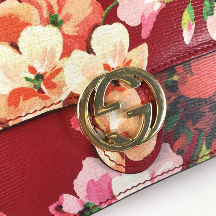 Gucci Wallet On Chain (WOC) Luxe Du Jour