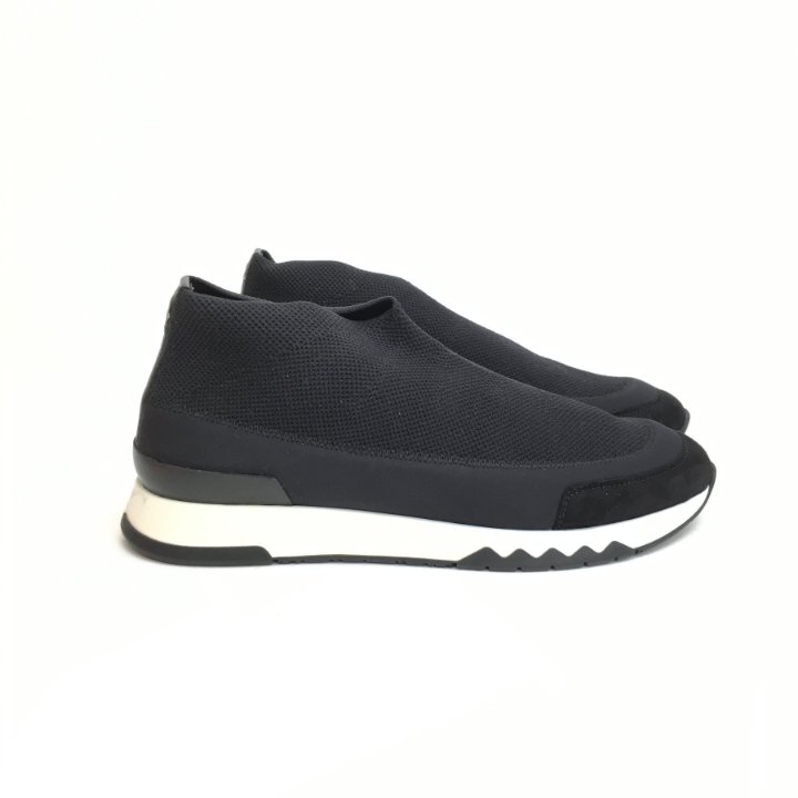 Hermes Tokyo Sneakers Sz 39 - Luxe Du Jour