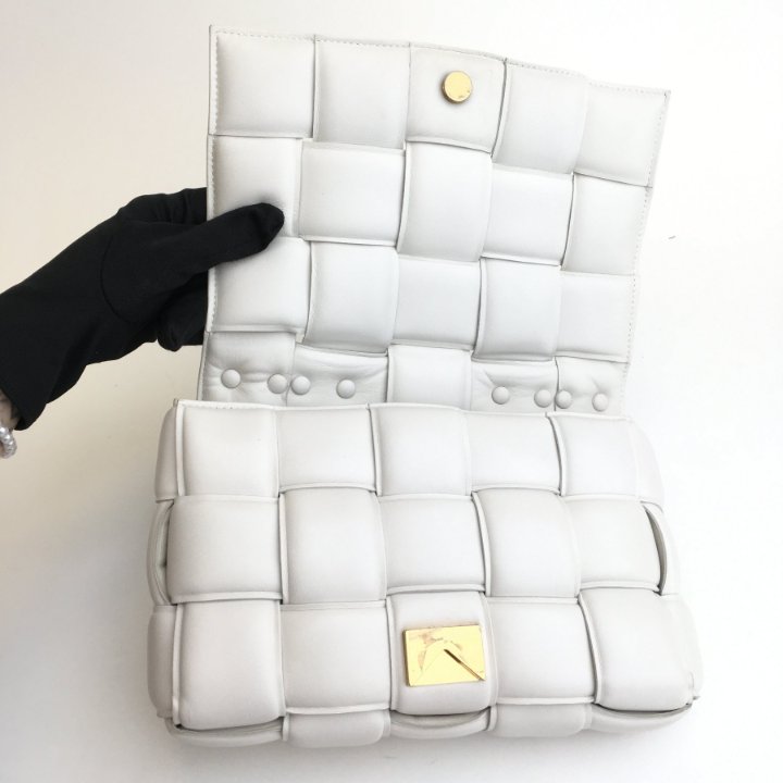 Bottega Veneta Cassette Bag - Luxe Du Jour Bottega Veneta Cassette Bag - Luxe Du Jour