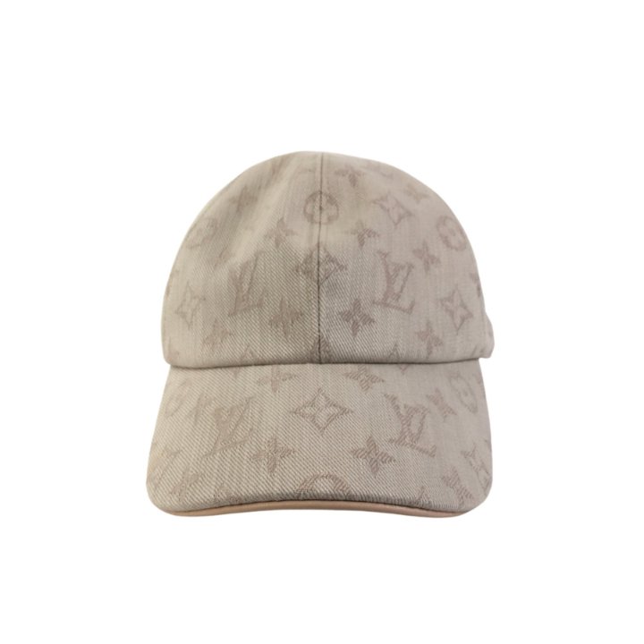 Louis Vuitton ベージュ ロゴキャップ Louis Vuitton Be My Cap - Luxe Du Jour