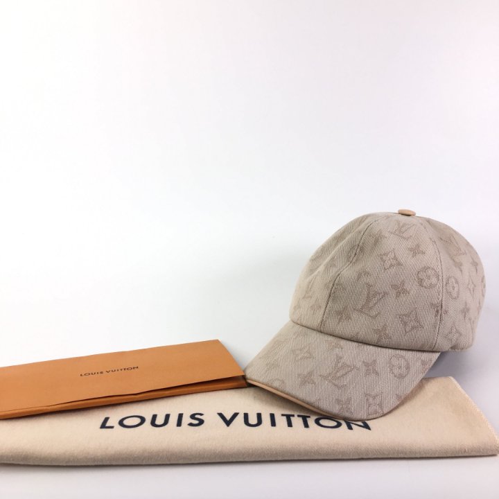 Louis Vuitton Be My Cap - Luxe Du Jour