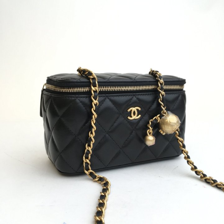Chanel Pearl Crush Vanity Case - Luxe Du Jour