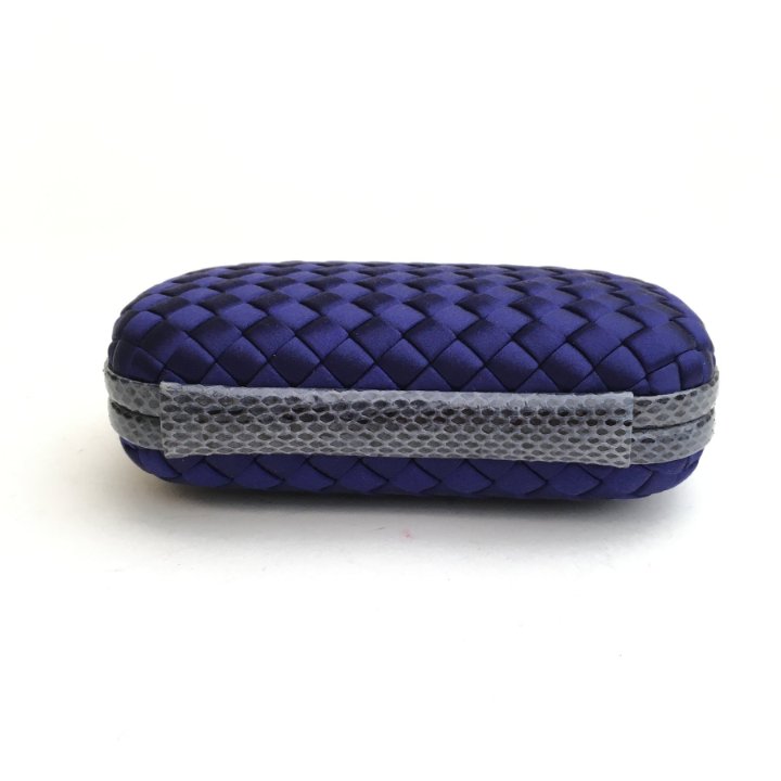 【関税&送料込】Bottega Veneta Bottega Veneta Clutch Bottega Veneta Knot Clutch - Luxe Du Jour