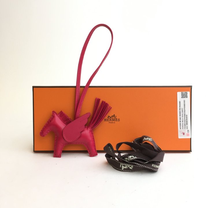 アクセサリー Rodeo Pegase PM charm Rodeo Pegase PM charm | Hermès Mainland China